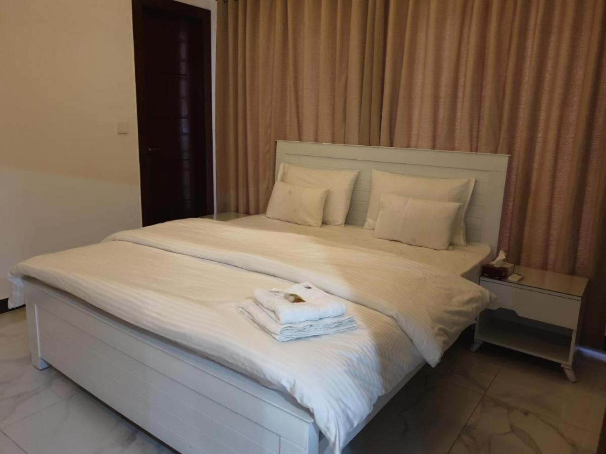 B&B Mumtaz City Islamabad Exterior photo